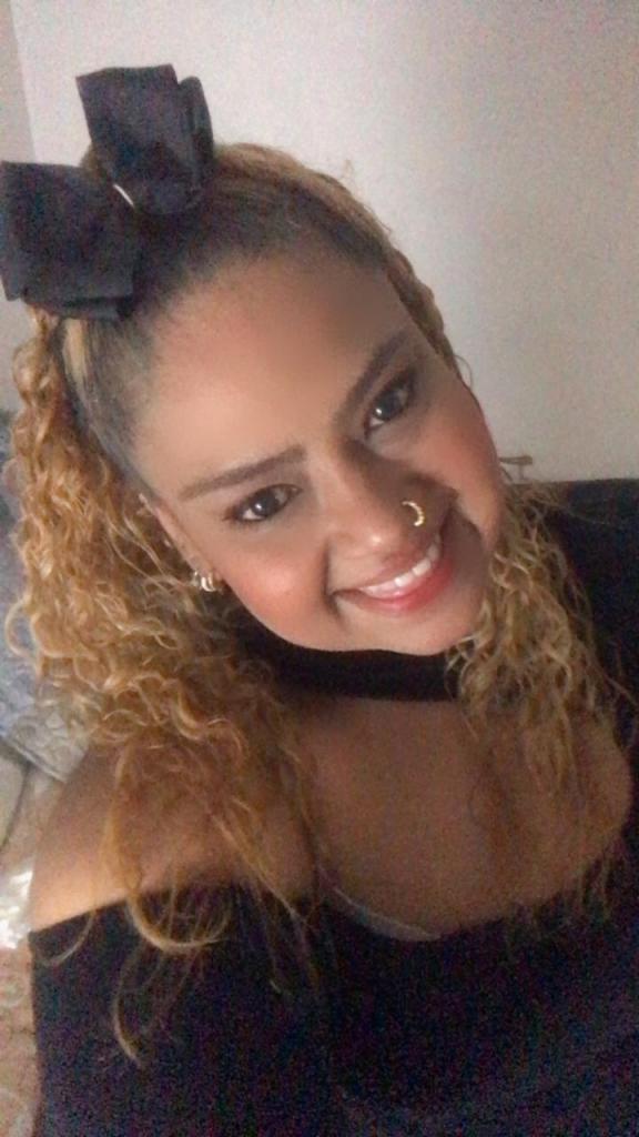 614705588: Chica busca chico en Murcia