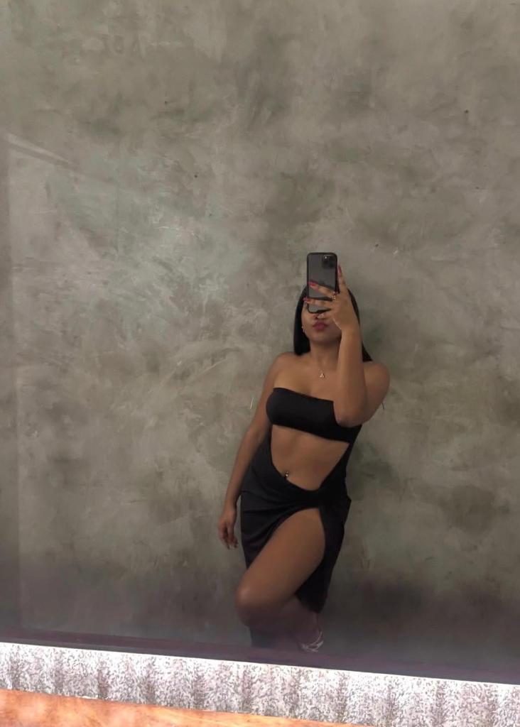 671470788: Chica busca chico en Tenerife