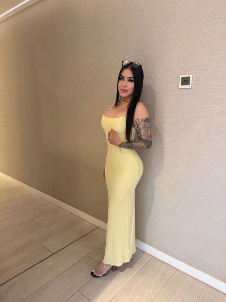 632134089: Chica busca chico en Navarra