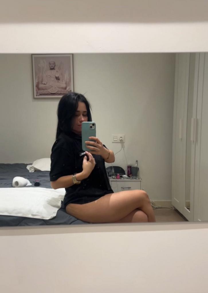 661094277: Chica busca chico en Zaragoza