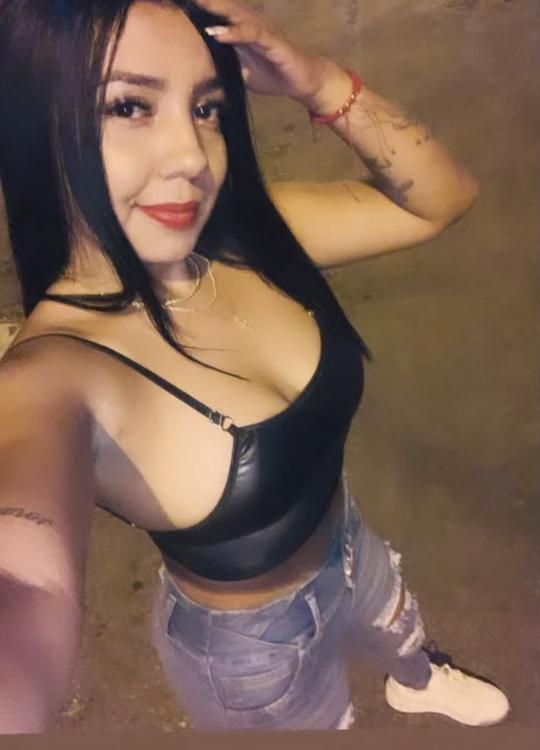 637015813: Chica busca chico en Barcelona