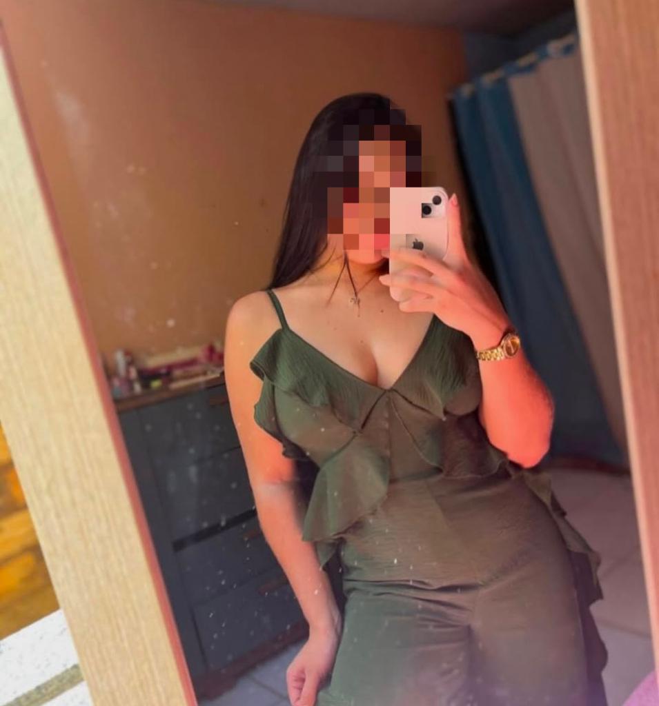 743042830: Chica busca chico en Cáceres
