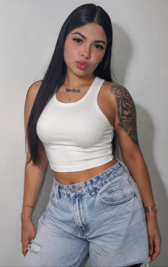 695736623: Chica busca chico en Tarragona