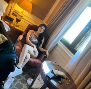 641320850: Chica busca chico en Sevilla