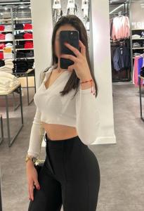 639876577: Chica busca chico en Madrid