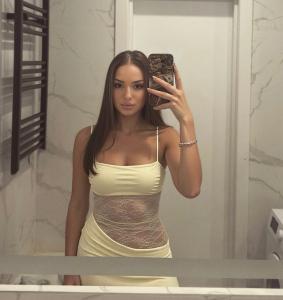 661651092: Chica busca chico en Málaga