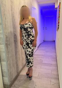 631029847: Chica busca chico en Gerona