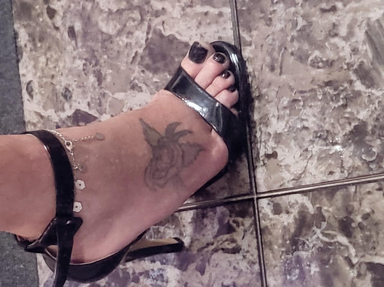 631825988: Travesti en Valencia