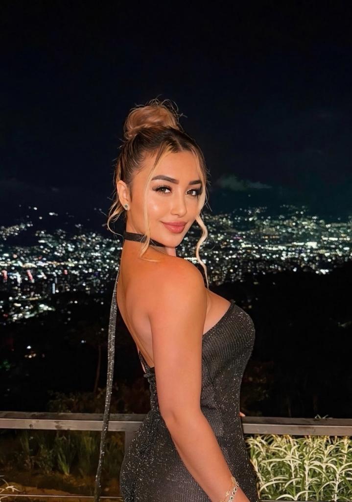 641352241: Chica busca chico en Ibiza