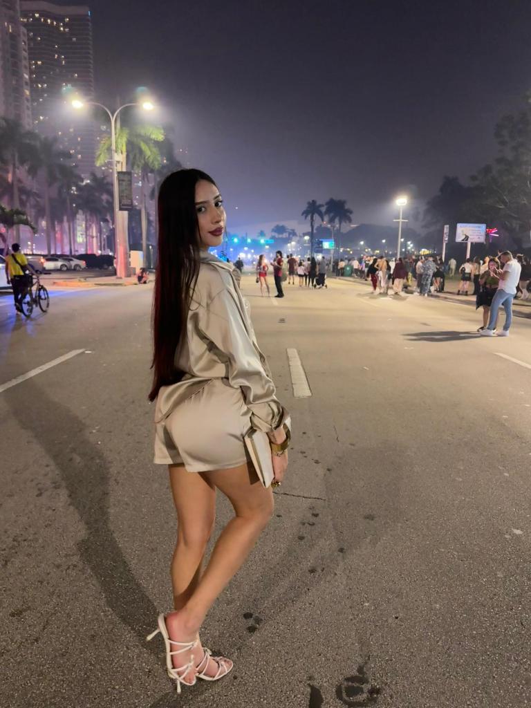 603504243: Chica busca chico en Alicante