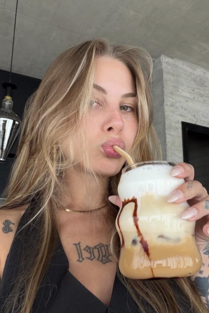 613235110: Chica busca chico en Madrid