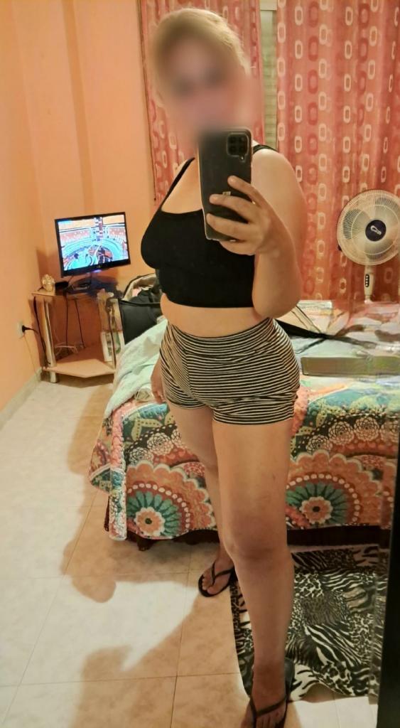 634100824: Chica busca chico en León