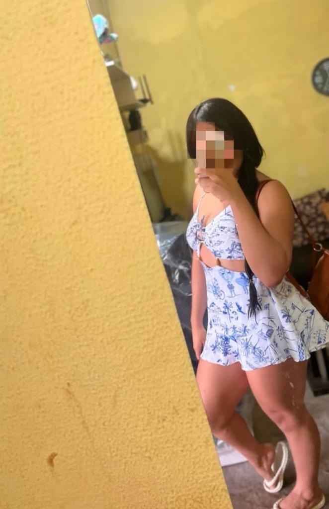 743042830: Chica busca chico en Cáceres