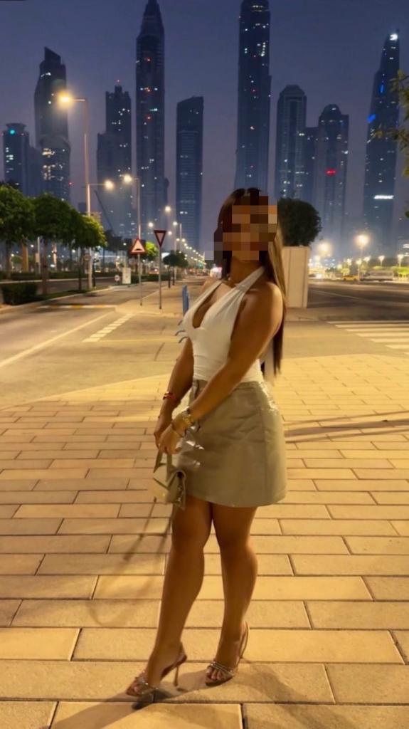 643388749: Chica busca chico en Granada