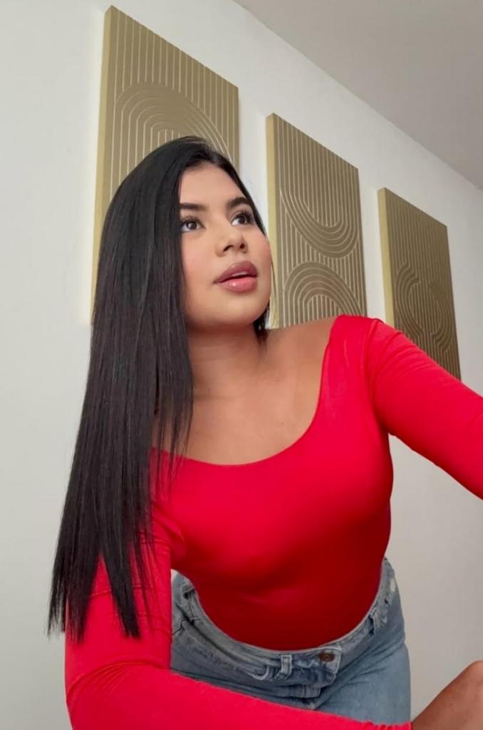 Chica busca chico en Tarragona: Chica busca chico