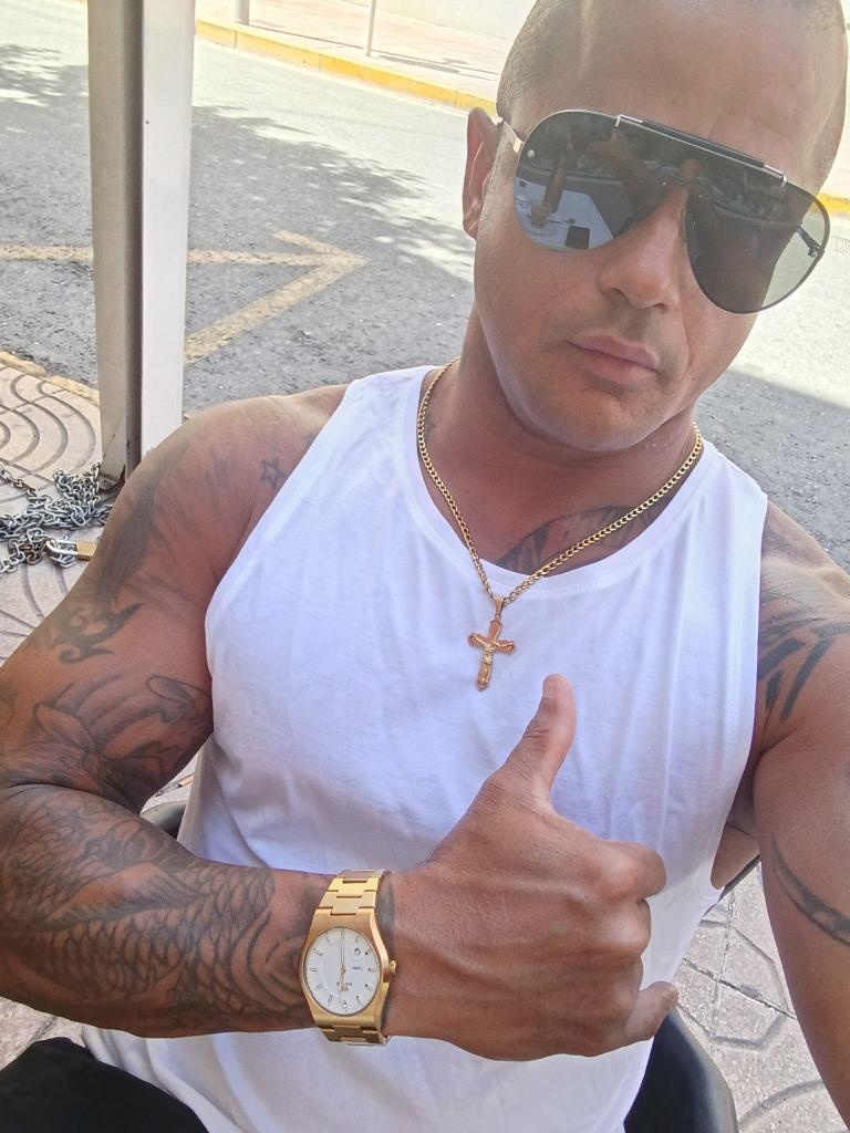 642383581: Chico busca chica en Alicante
