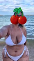 642784182: Chica busca chico en Sevilla