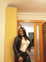 643298248: Chica busca chico en Barcelona