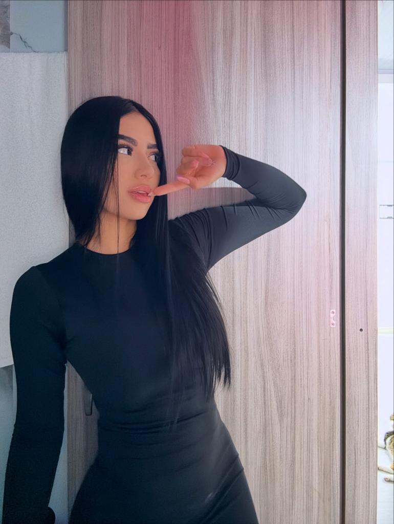 745075681: Chica busca chico en Asturias