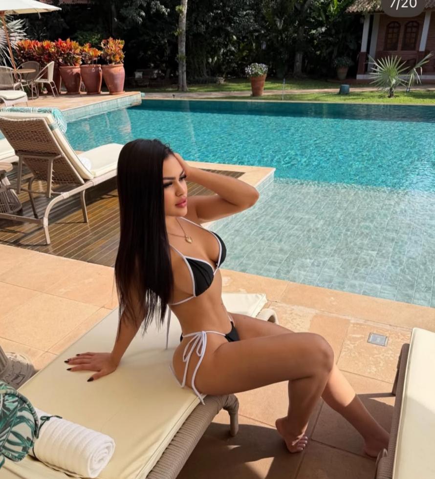 Chica busca chico en Huelva: Chica busca chico
