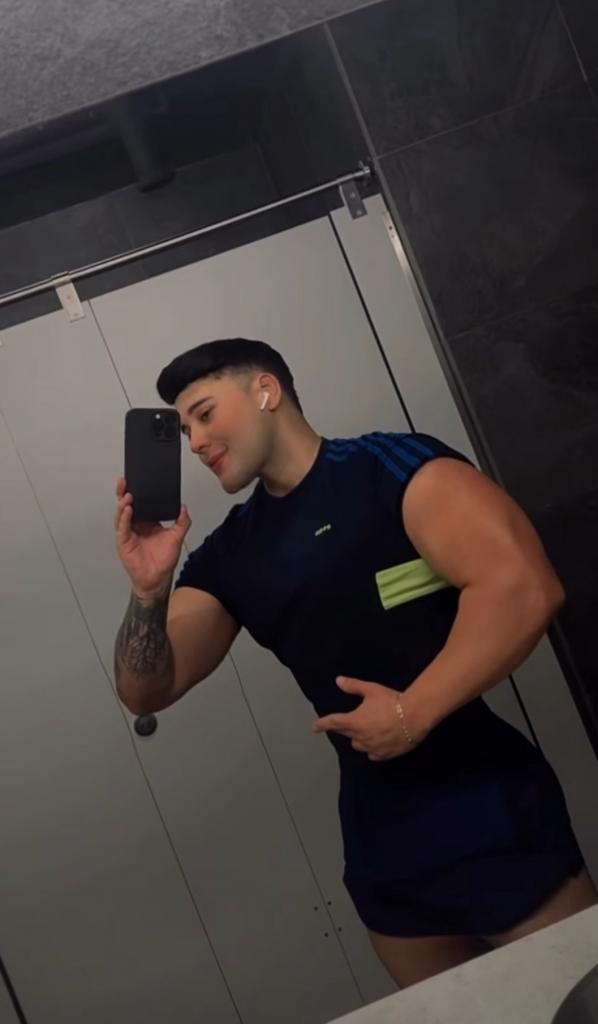 Chico busca chica en Murcia: 