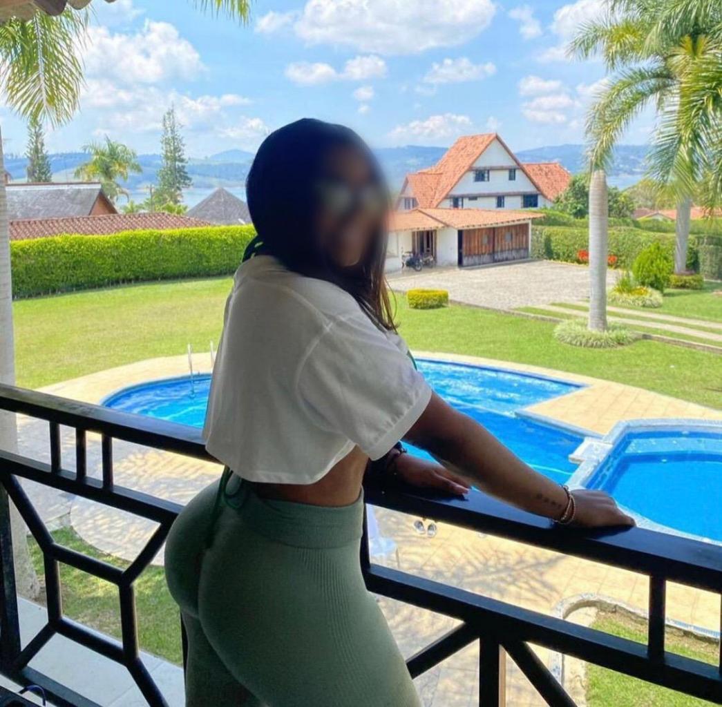 Chica busca chico en Tenerife: 