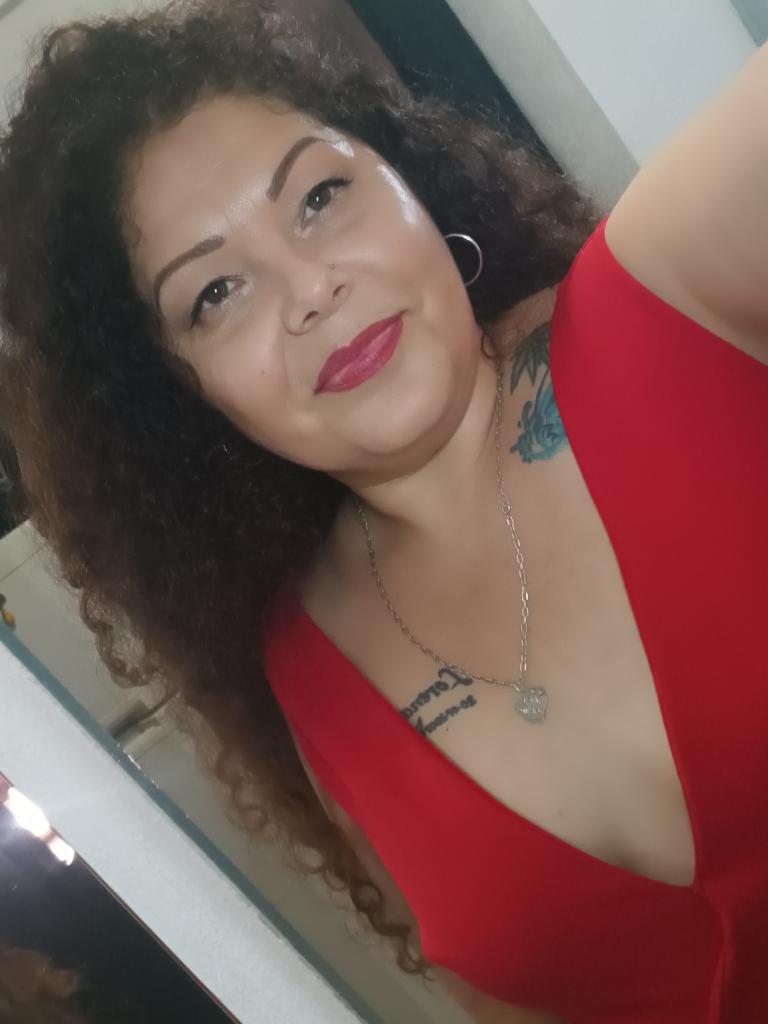 Chica busca chico en Ibiza: 