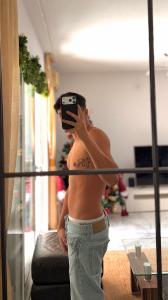 678745437: Chico busca chica en Málaga