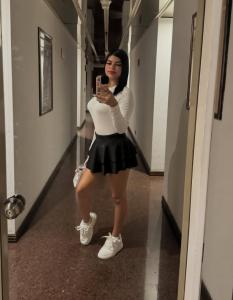 742091772: Chica busca chico en Madrid