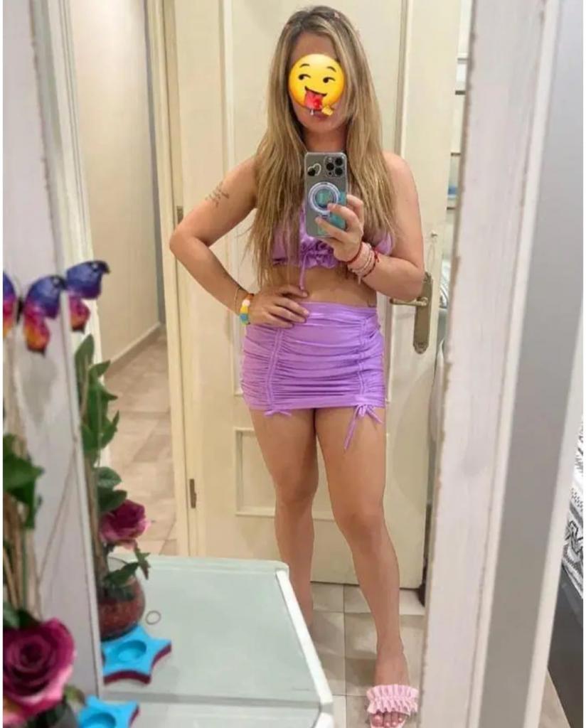 Chica busca chico en Almería: 