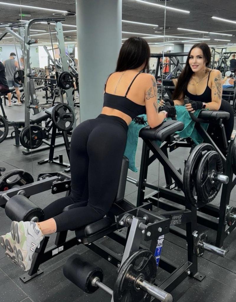 Chica busca chico en Alicante: 