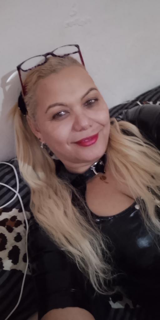 Chica busca chico en La Rioja: 