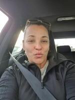 667605351: Chica busca chico en Valencia