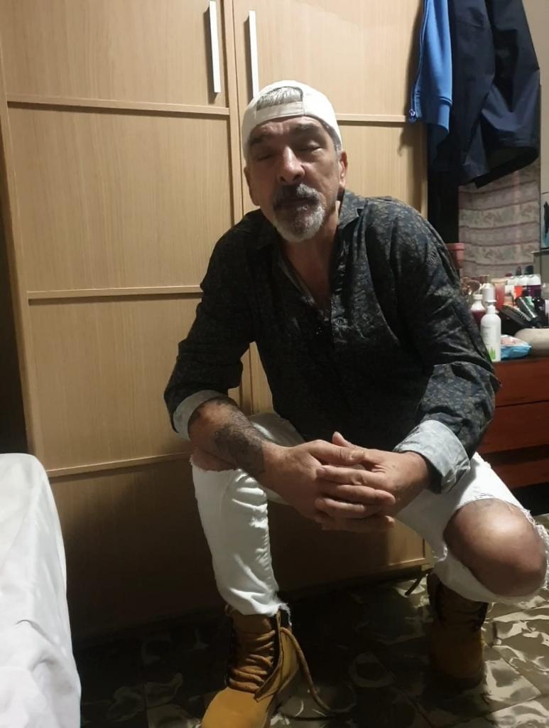 624884146: Chico busca chica en Barcelona