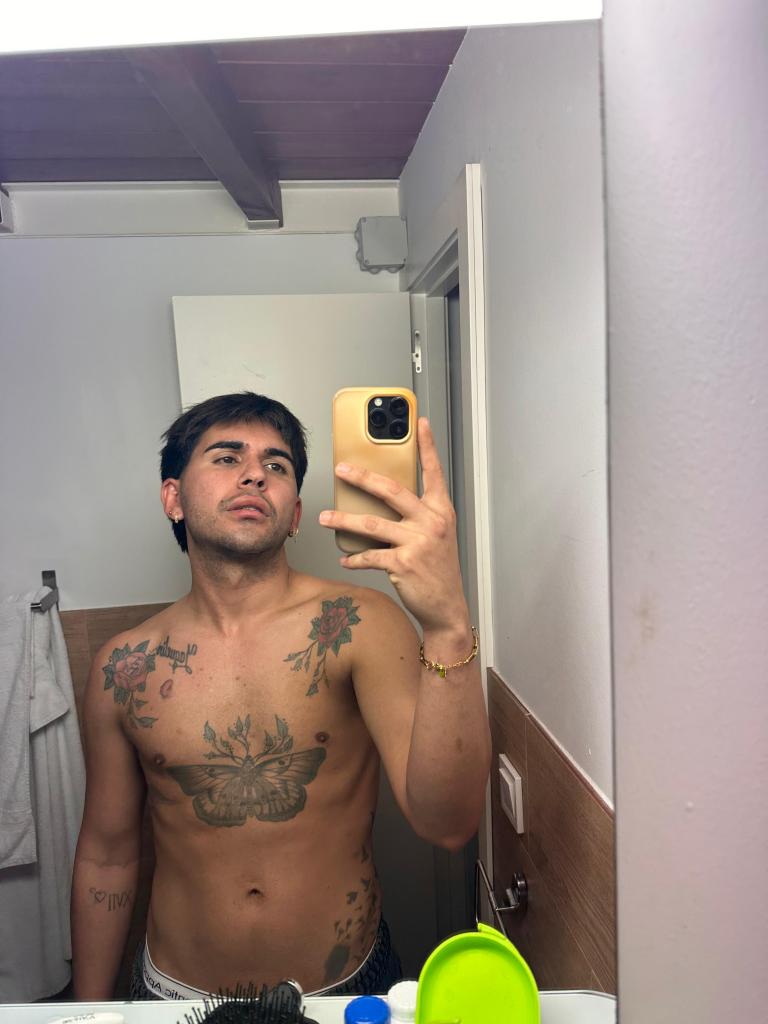 Chico busca chica en Cádiz: 