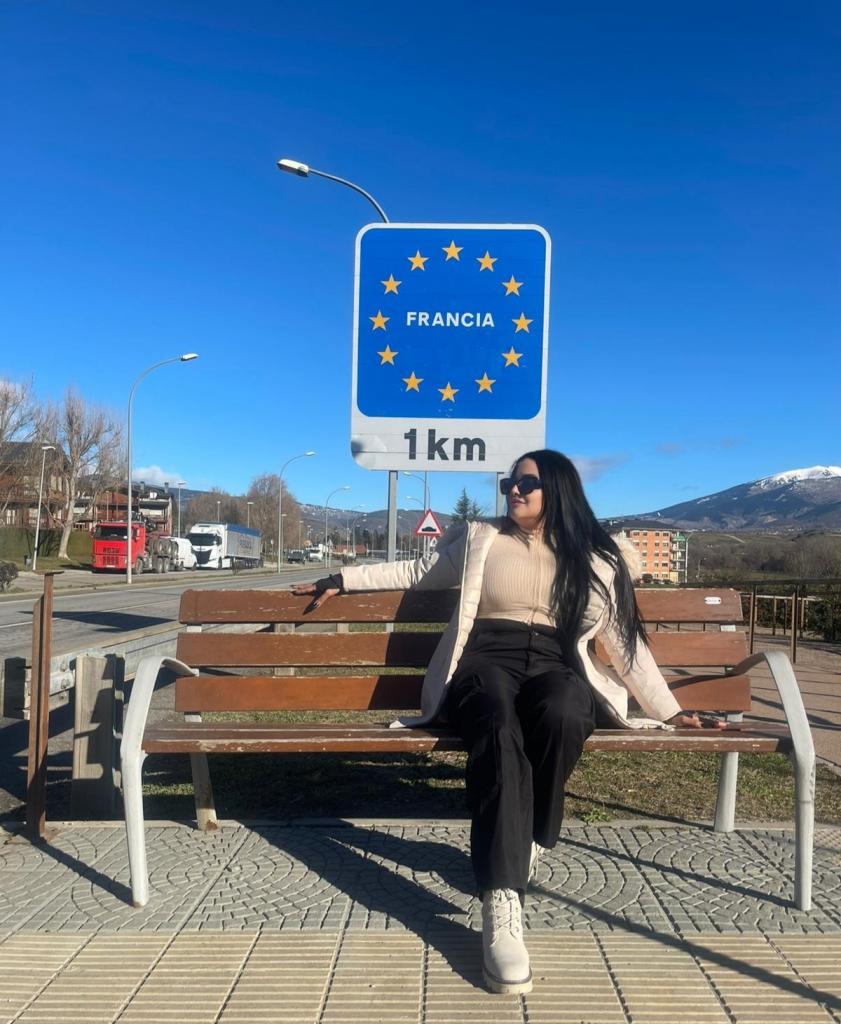 624513703: Chica busca chico en Cádiz