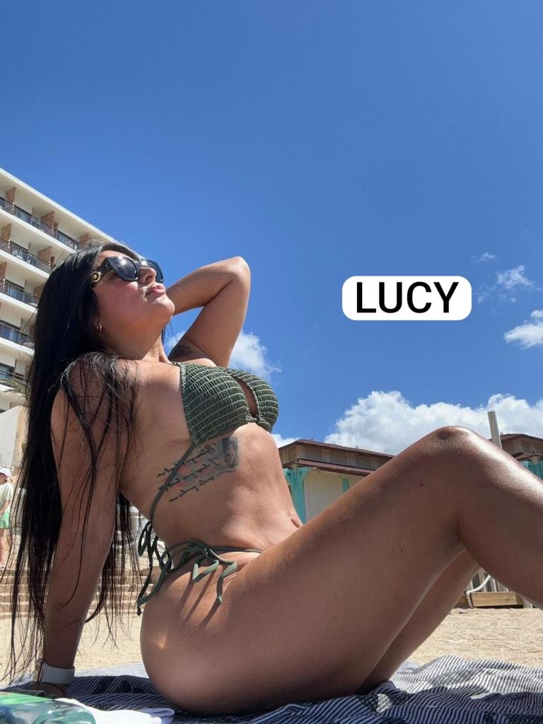 634811240: Chica busca chico en Cádiz