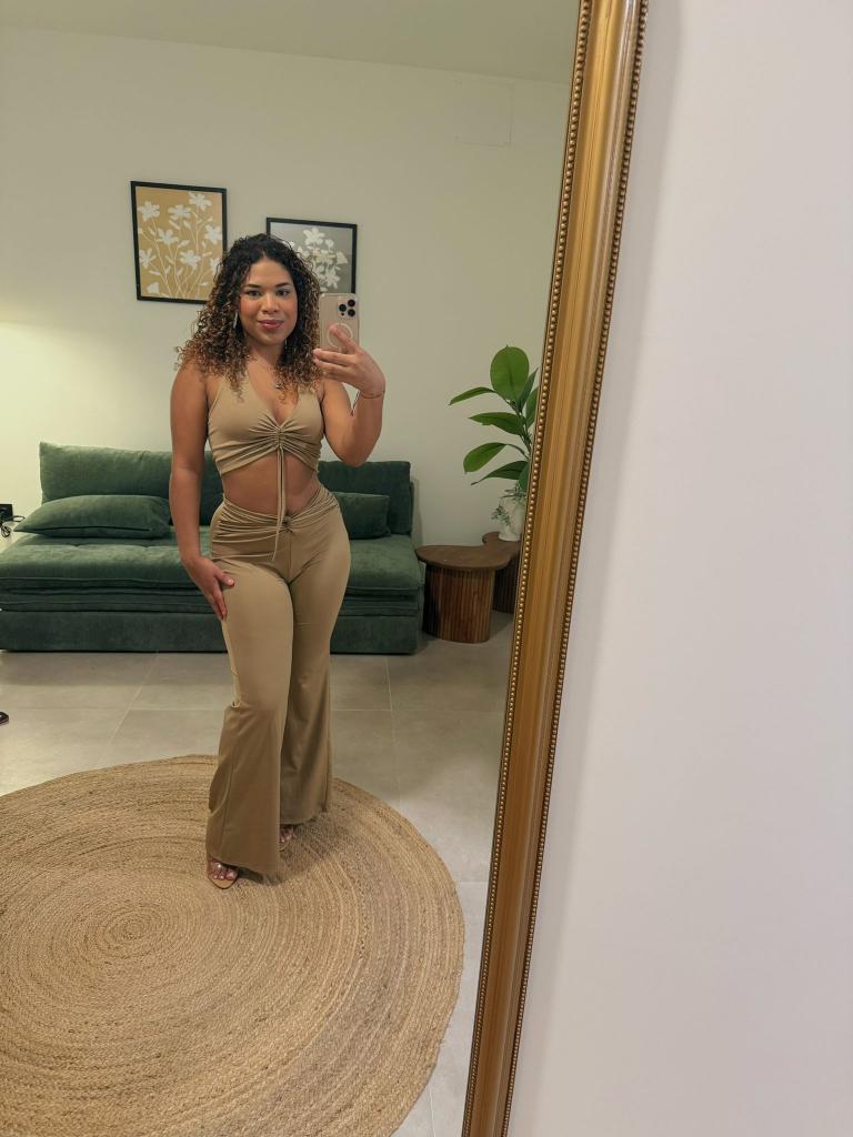 607185206: Chica busca chico en Alicante