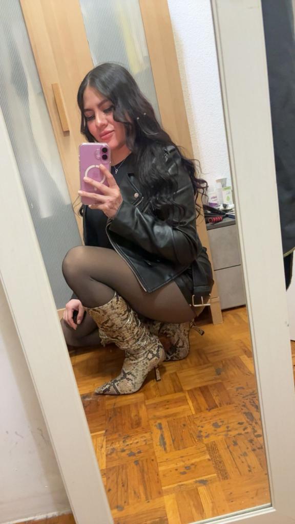 Chica busca chico en Barcelona: 