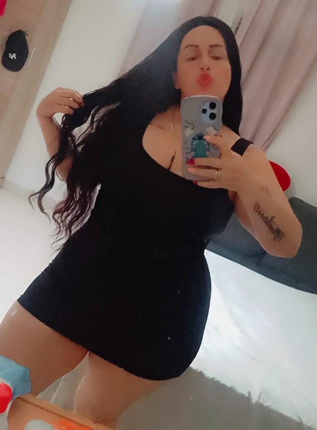 Chica busca chico en Valencia: Chica busca chico