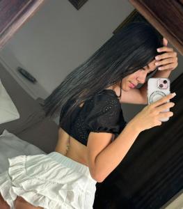 633304369: Chica busca chico en Granada