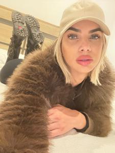 607212118: Transexual en Cádiz