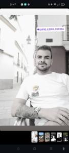 644927335: Chico busca chica en Madrid