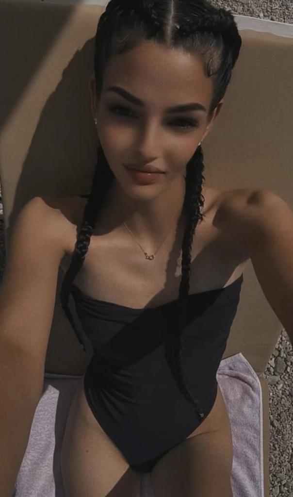 662234979: Chica busca chico en Málaga