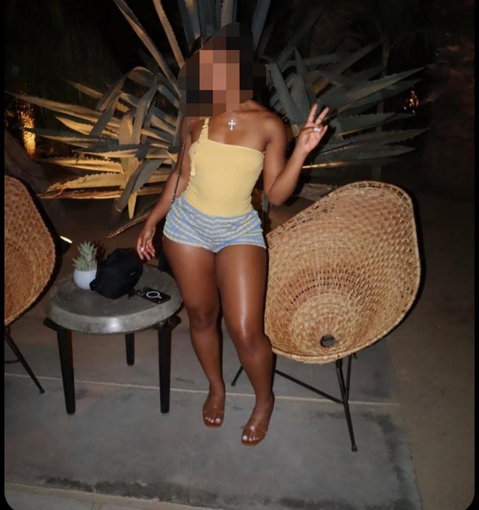 Chica busca chico en Sevilla: Chica busca chico
