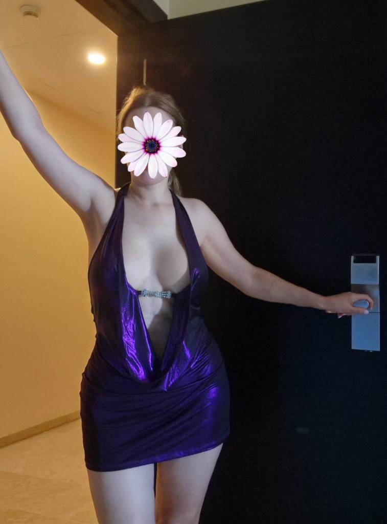 615838113: Chica busca chico en Sevilla