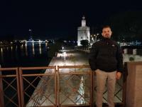 644927335: Chico busca chica en Madrid