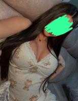 643924037: Chica busca chico en Barcelona