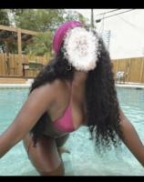 632779229: Chica busca chico en Barcelona