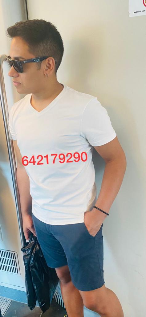 Chico busca chica en Huelva: 